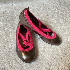 Girls grey with pink ballet style shoes size 1